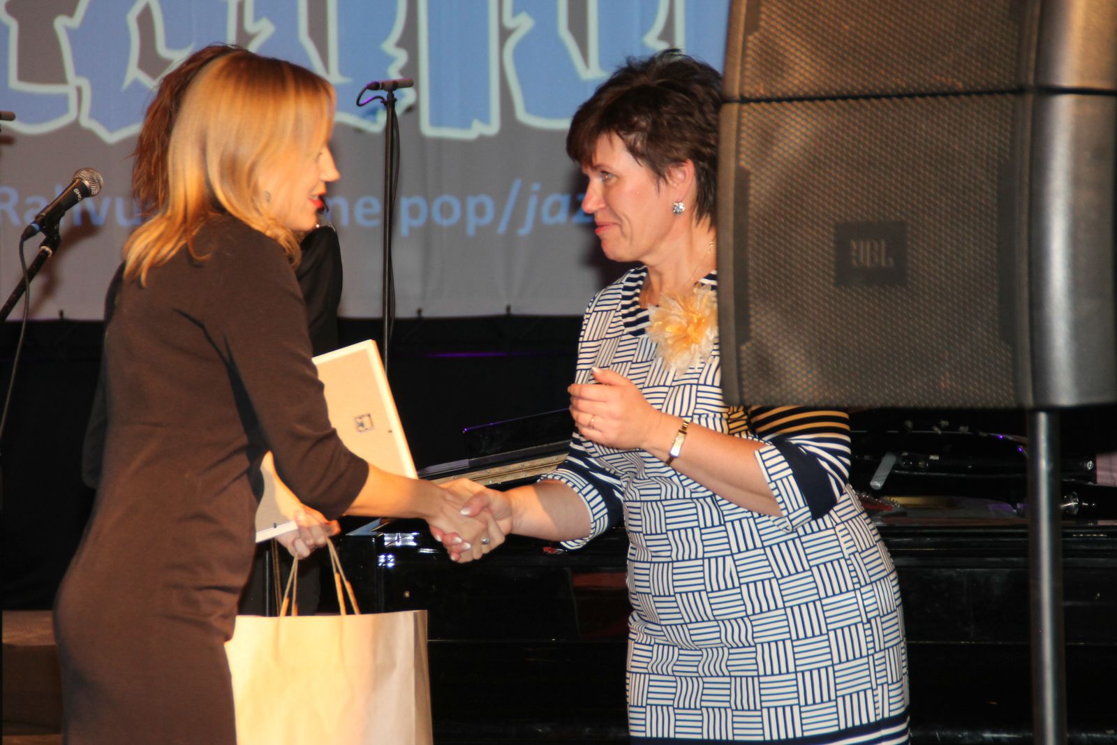 Lauluragin 2015 konkurss